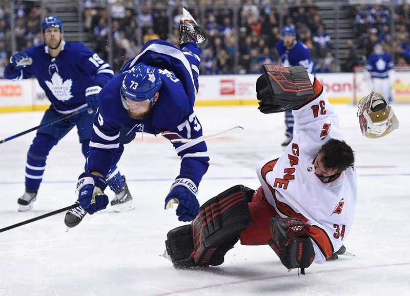 How Do Hockey Injuries Affect Sports Betting
