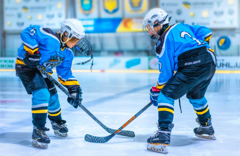 injured hockey team